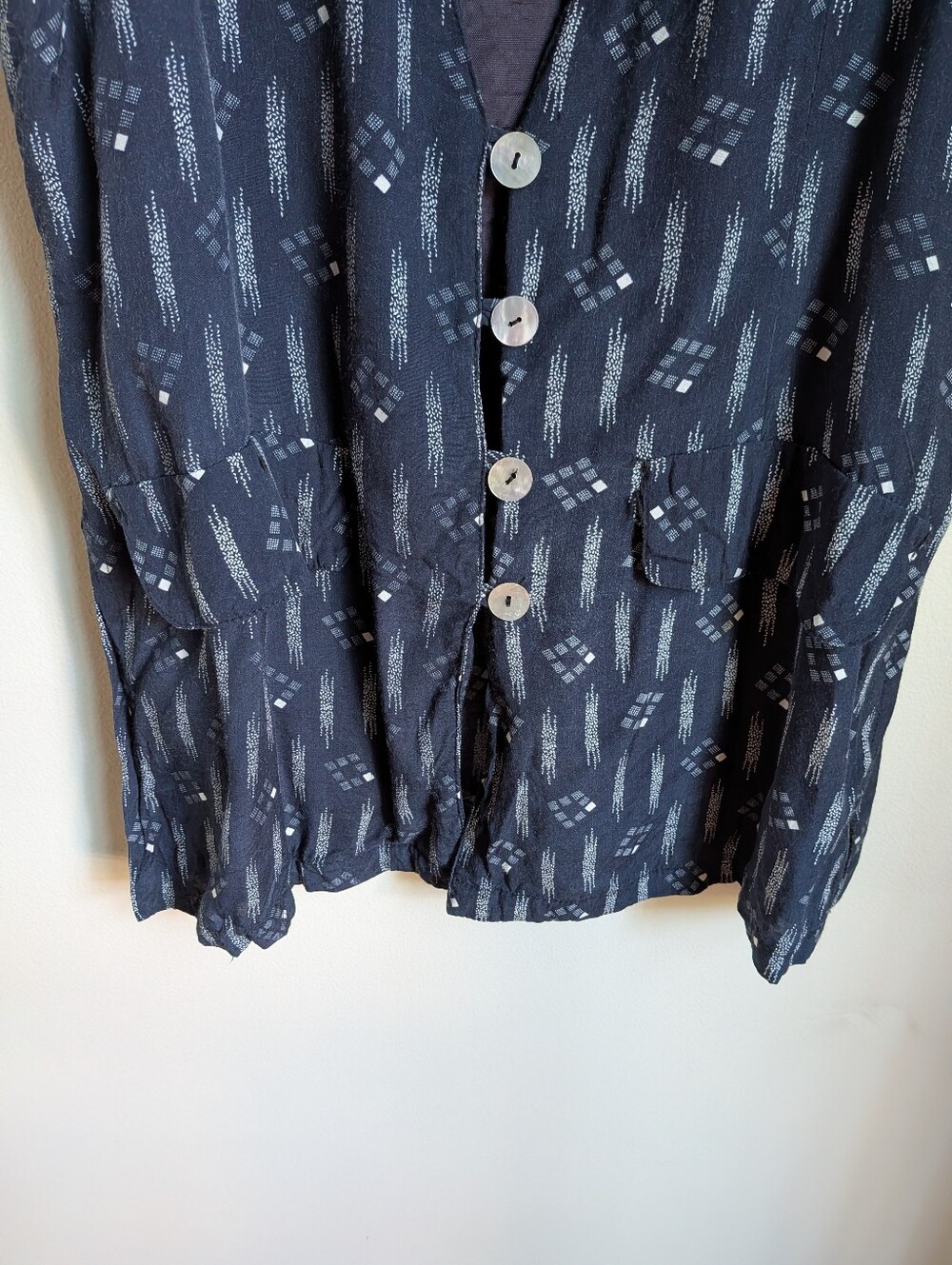 VINTAGE Navy White Sleeveless Minimalist Patterned Button-Front Vest Size Medium - Picture 4 of 12